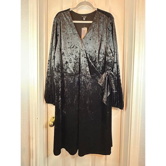 H by Halston Black Crushed Velvet Dress - Size 2x - Picture 2 of 14